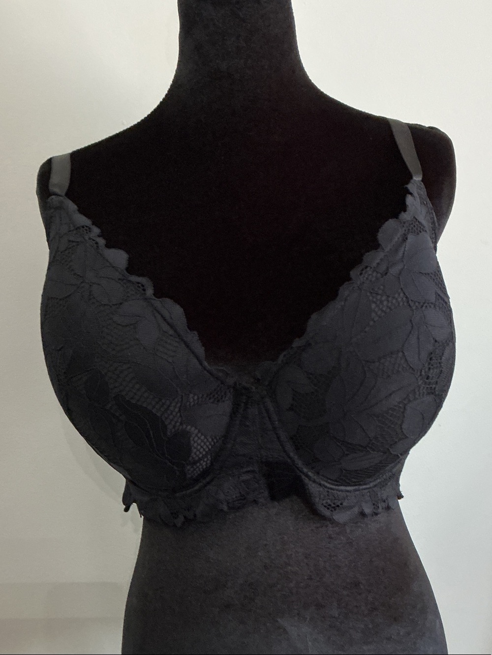 Black bra with lace. Size 42D